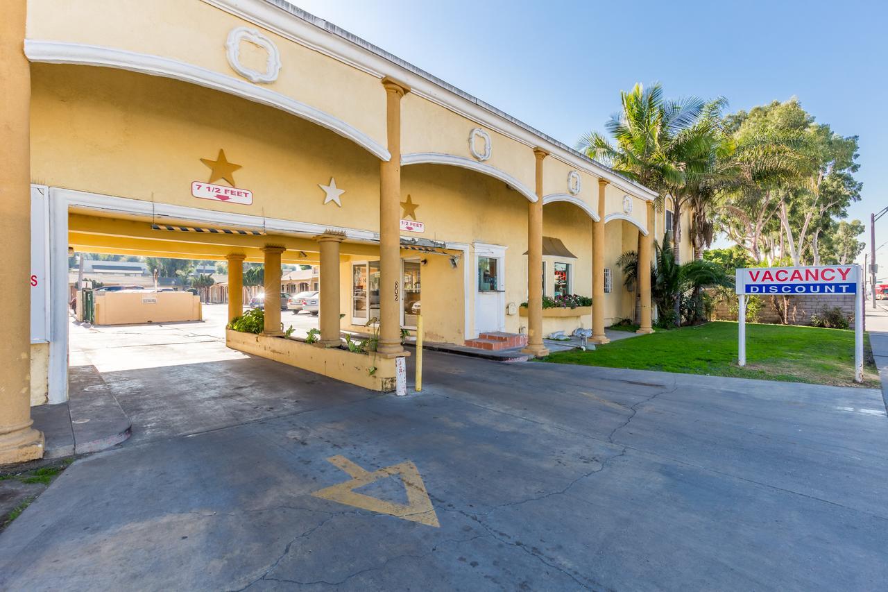 Colonial Pool & Spa Motel Long Beach Exterior foto